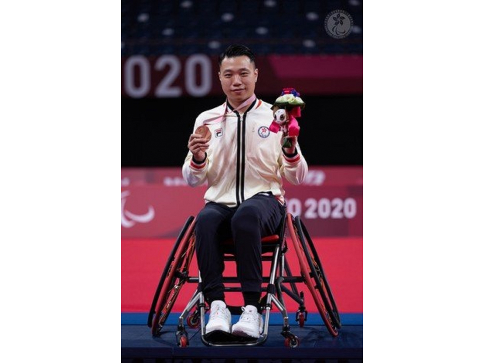 Badminton_Men’s WH2 Singles_CHAN Ho Yuen_Bronze